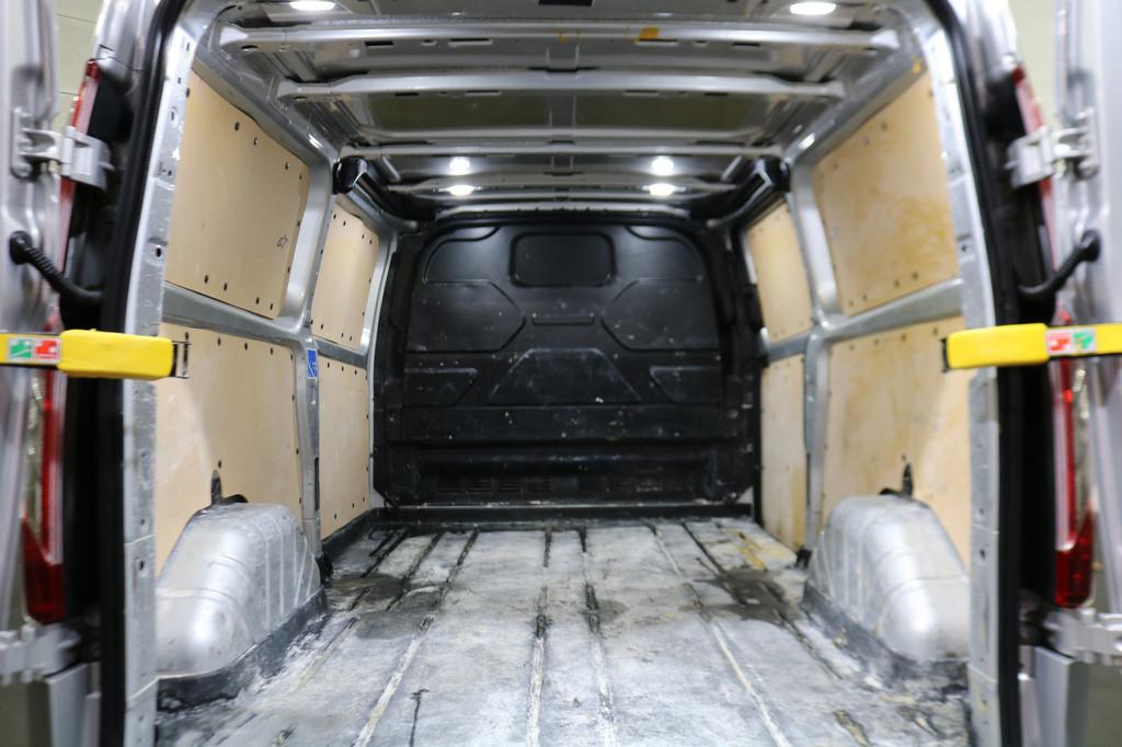 Ford Transit Custom 2.0 TDci 130pk L2 H1 Limited Automaat Ai, Auto's, Bestelauto's, Euro 6, 4 cilinders, Bedrijf, Diesel