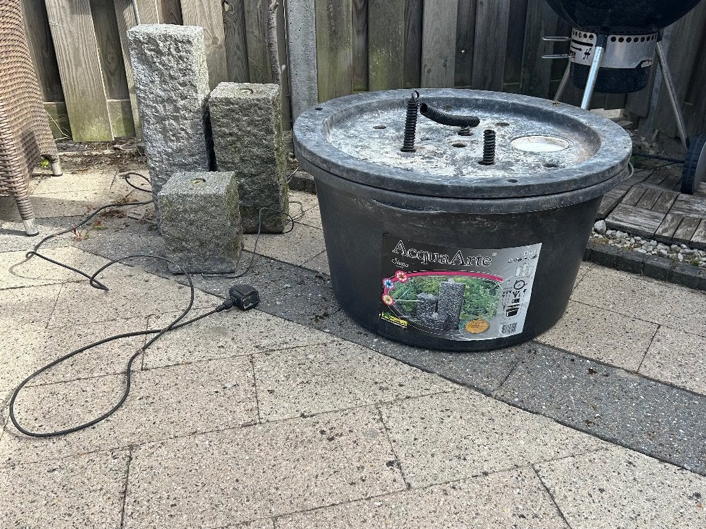 2 Waterzuilen, Ophalen, Gebruikt, Overige materialen, Waterornament