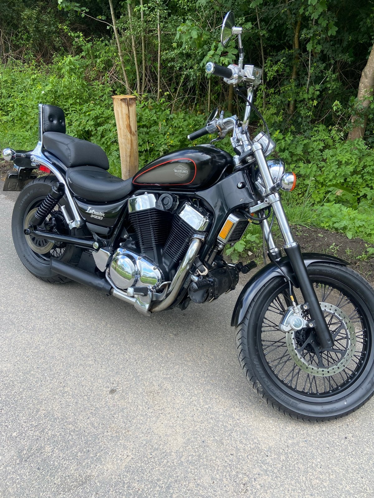 Suzuki Intruder 1400 Custom Chopper - Zwart/Chroom, Cardan-aandrijving, 2 cilinders, Gebruikt, 1400 cc