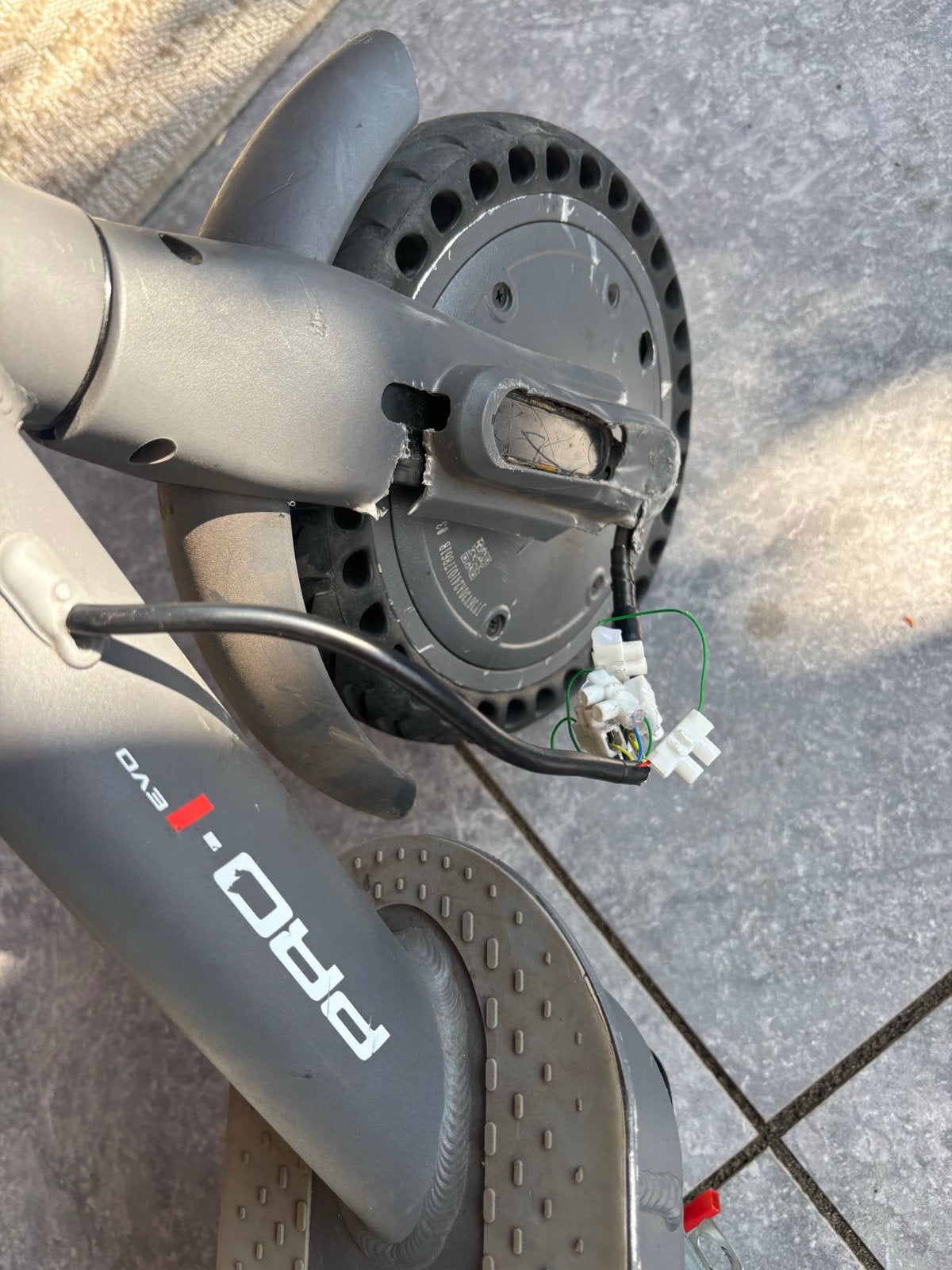 Ducati EVO Pro 1 step defect voor onderdelen, Fietsen en Brommers, Steps, Ophalen, Gebruikt, Elektrische step (E-scooter)