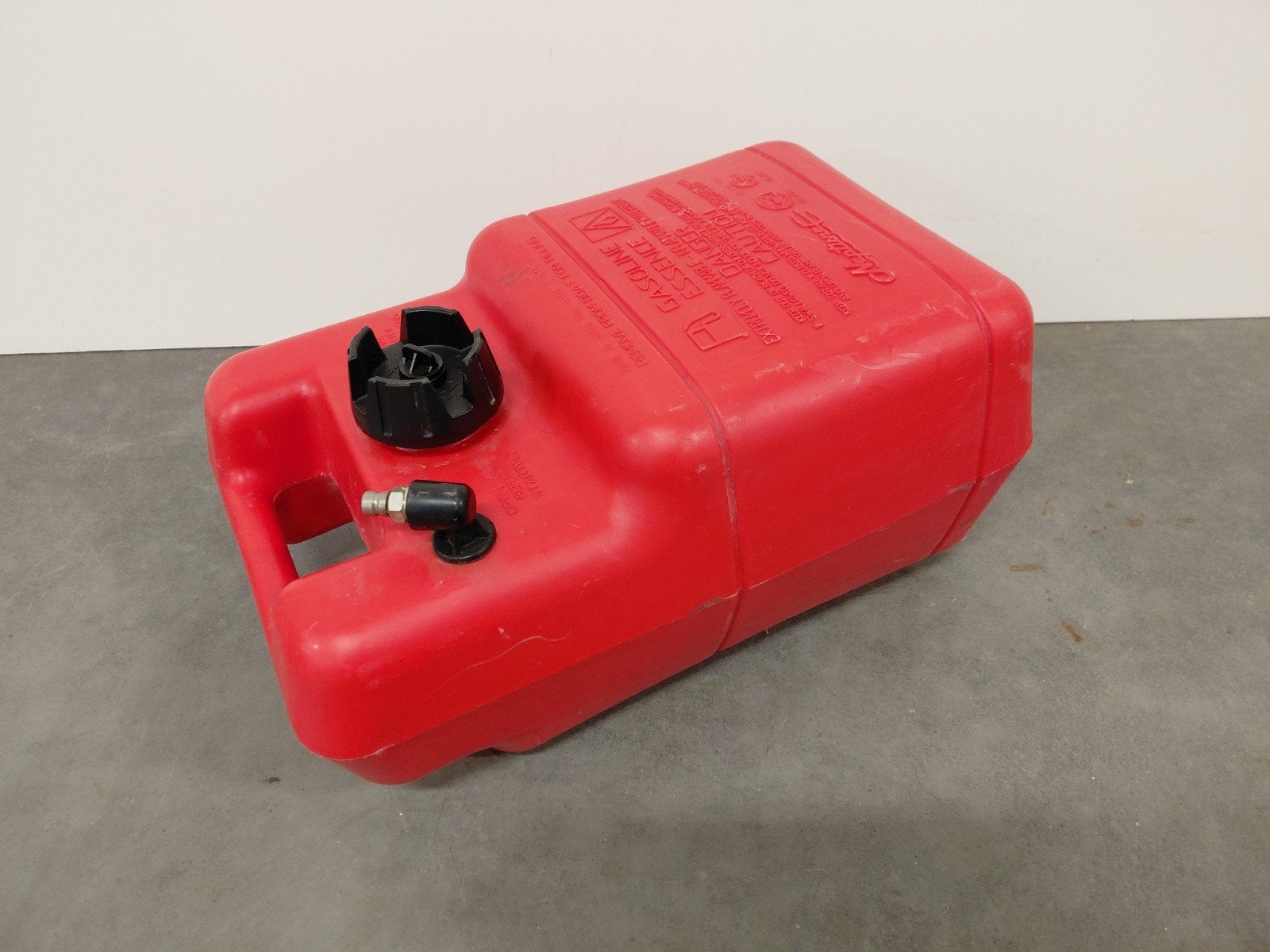 Neptune 12 liter brandstoftank voor buitenboordmotor, Ophalen of Verzenden, Gebruikt, Motor en Techniek