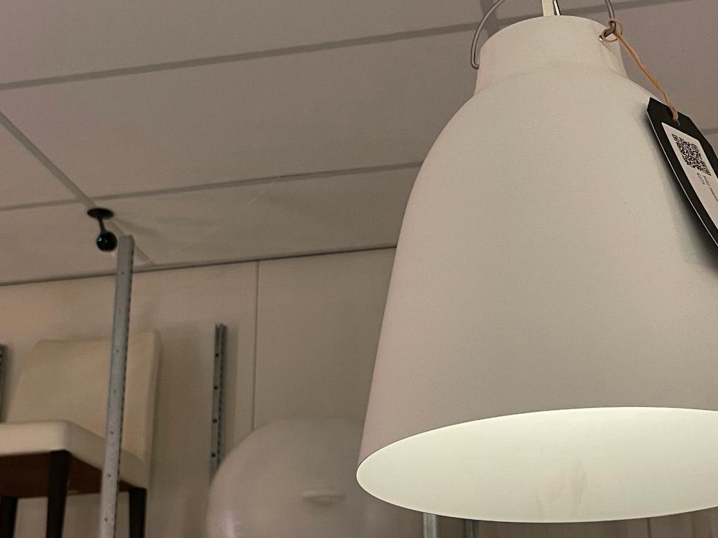 Fritz Hansen Caravaggio P2 bij TheReSales, Ophalen, Zo goed als nieuw, Overige materialen, Design