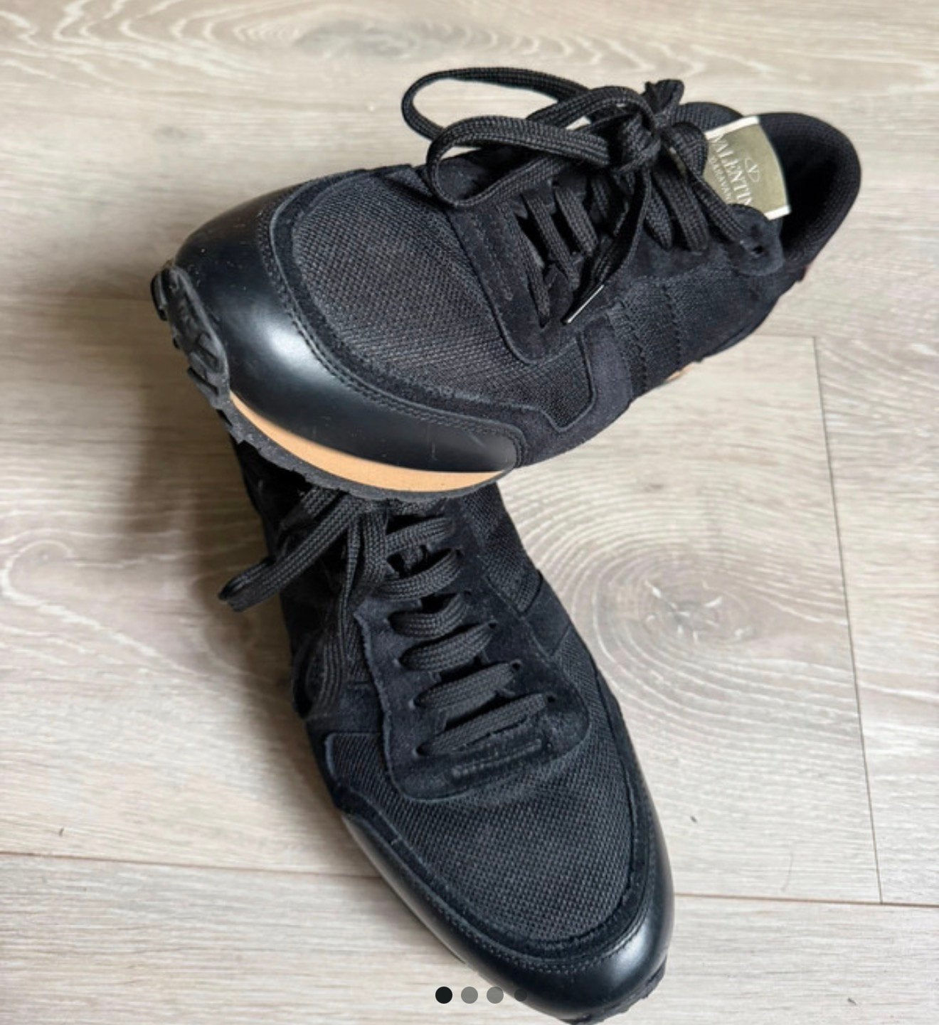 Valentino Garavani zwarte schoenen, Zwart, Ophalen of Verzenden, Gedragen, Veterschoenen