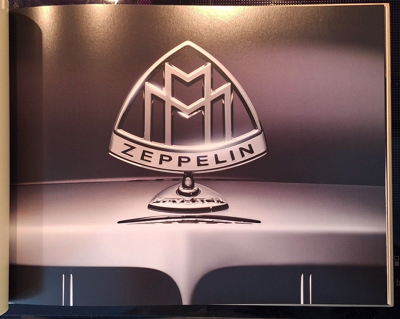 Maybach Zeppelin + 57S brochures + DVD’s, als nieuw zeldzaam, Diverse, Zo goed als nieuw, Mercedes, Ophalen of Verzenden