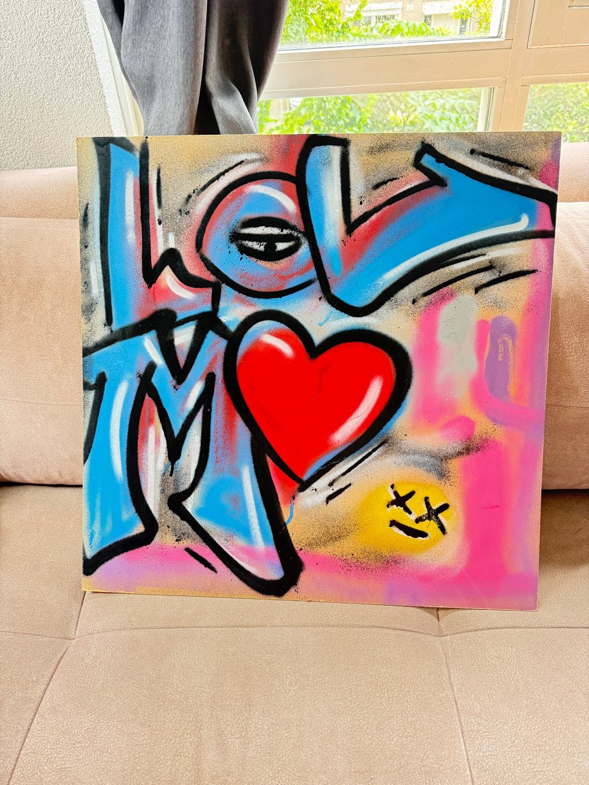 Modern Graffiti Kunstwerk: Liefde en Kleurrijke Expressie, Acrylverf, Overig onderwerp, Handgeschilderd, Ophalen of Verzenden