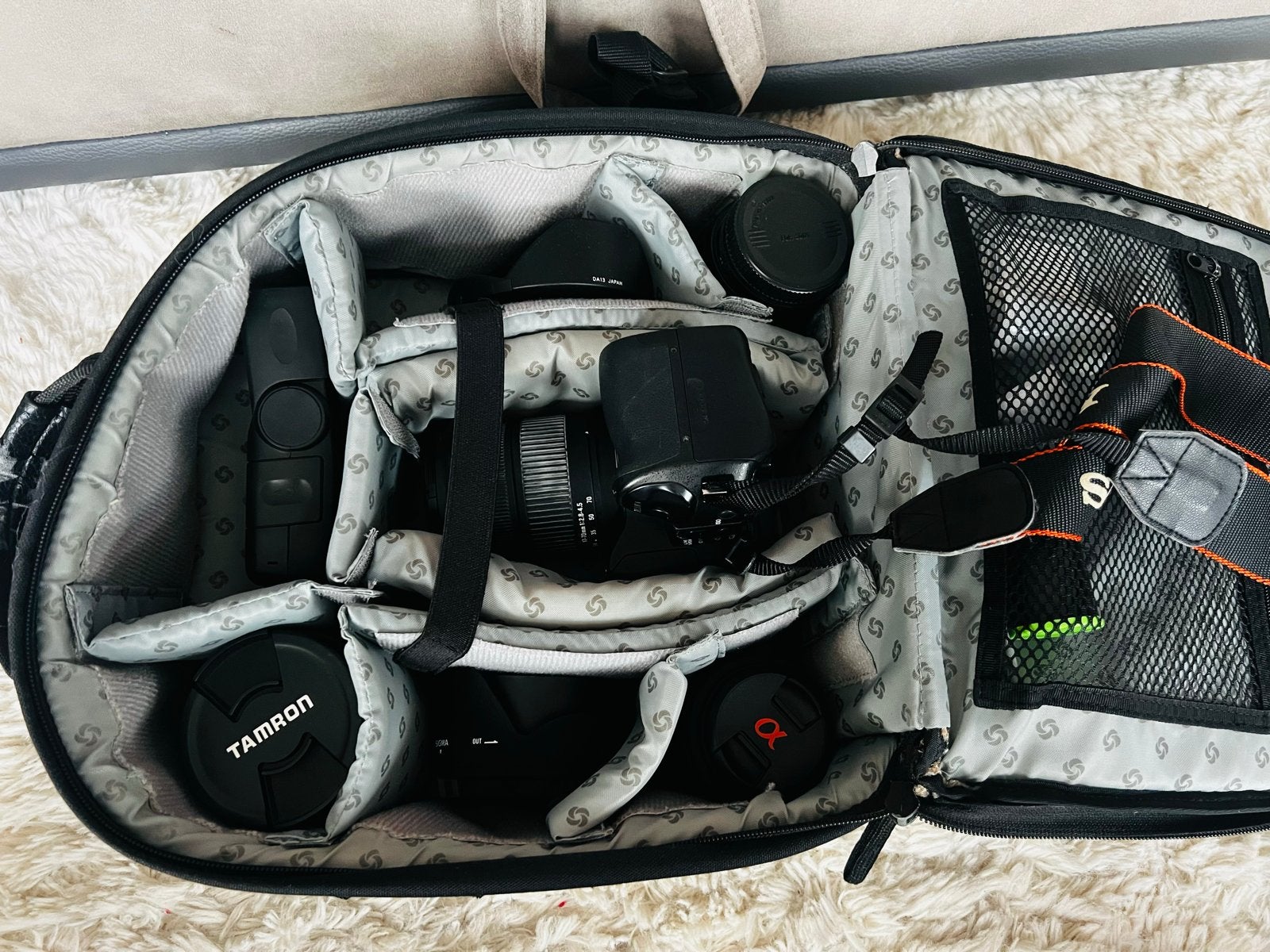 Sony Alpha a300 DSLR camera met 4 lenzen en accessoires, Ingebouwde flitser, Gebruikt, Spiegelreflex, Ophalen of Verzenden