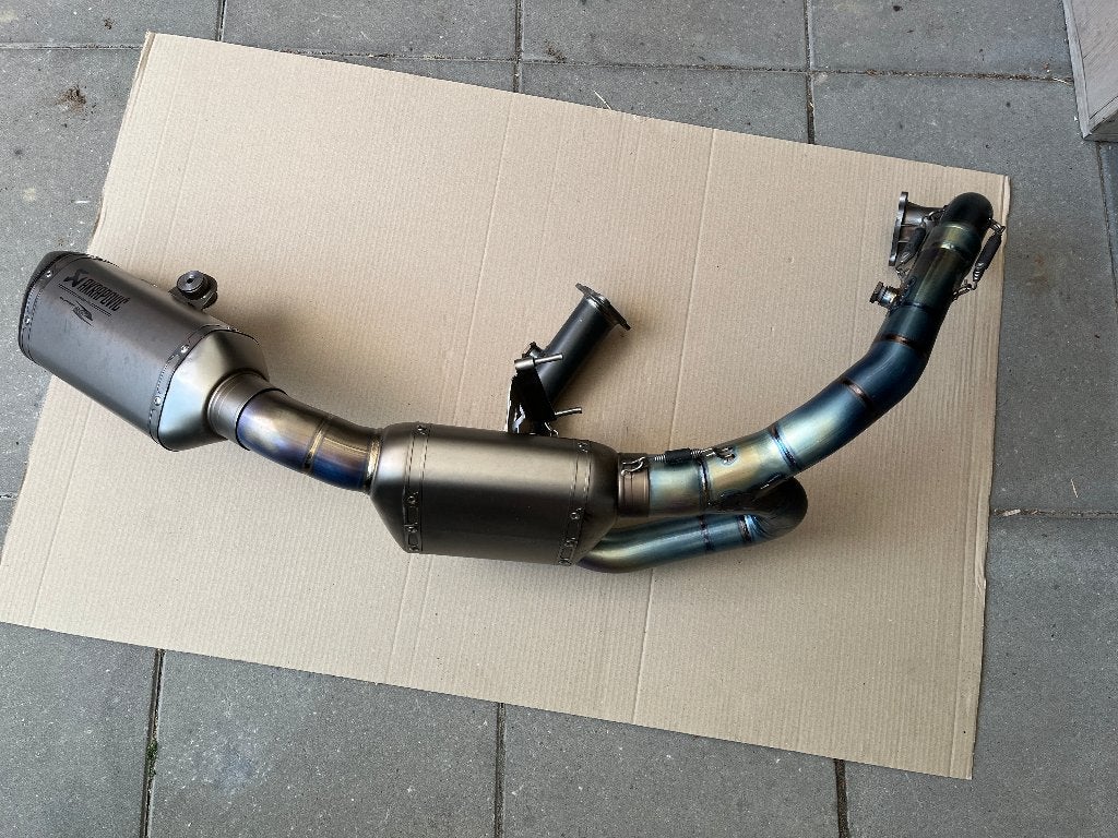 Full akrapovic systeem voor KTM superduke r gen 1 & 2, Ophalen, Gebruikt