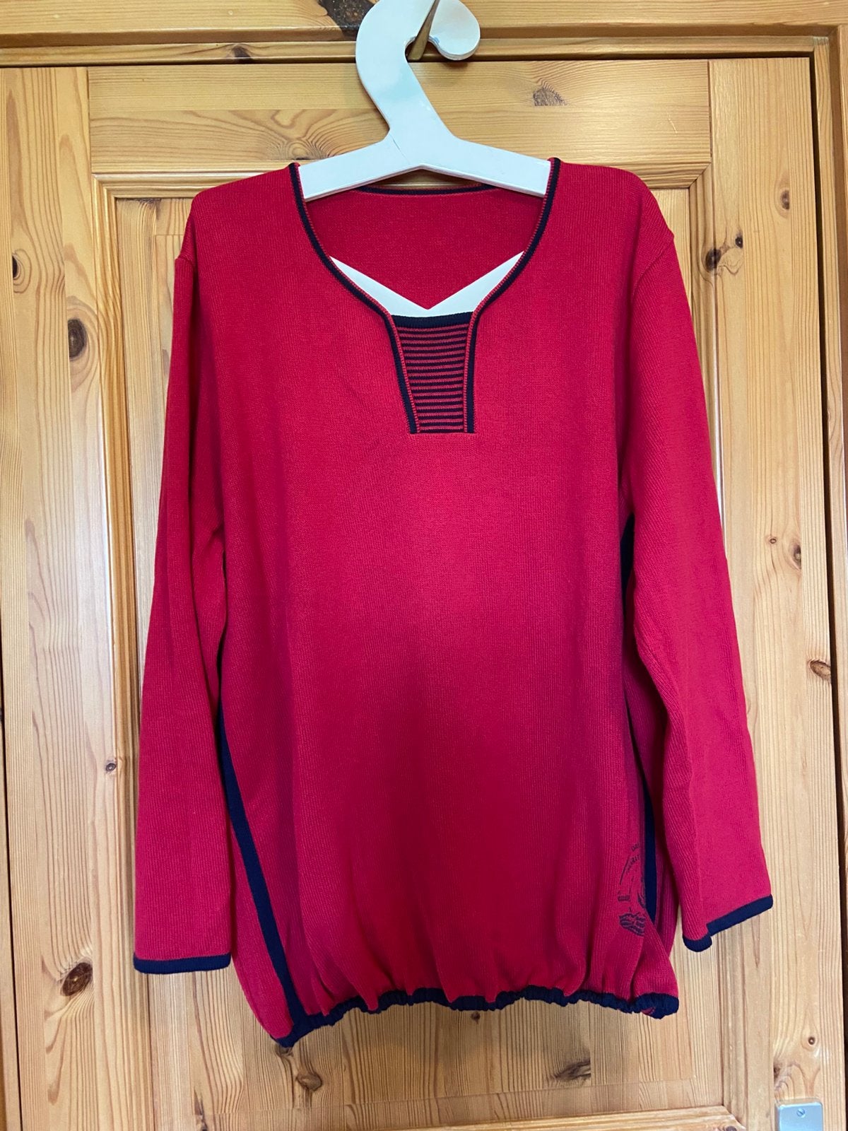 Trui rood lange mouw geen merk oto 68 lengte 71, Ophalen of Verzenden, Zo goed als nieuw, Rood, Trui of Vest