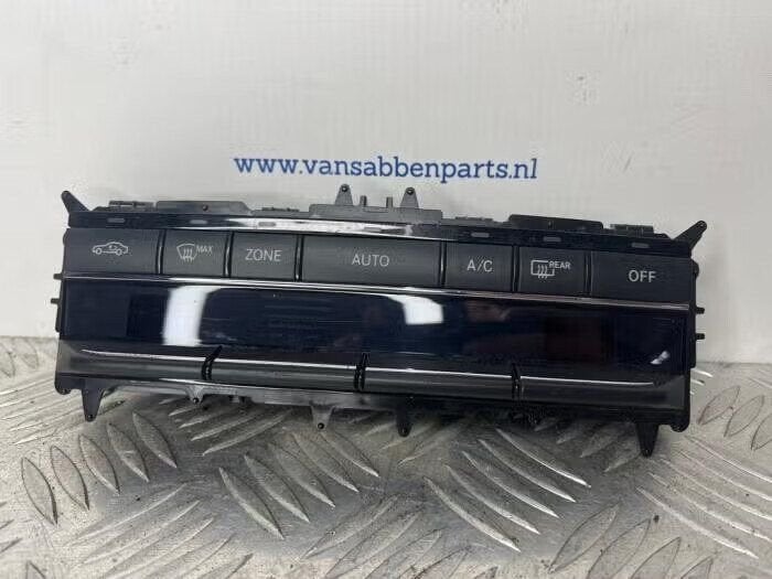 Kachel Bedieningspaneel van een Mercedes E-Klasse, Ophalen of Verzenden, Gebruikt