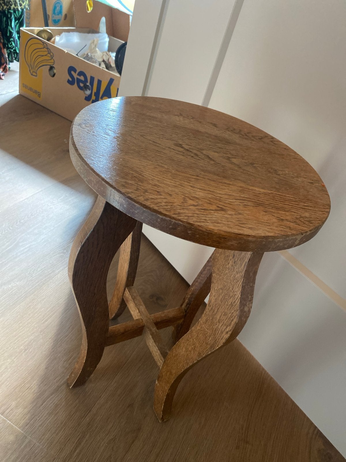 Houten plantenkrukje / bijzettafeltje, Huis en Inrichting, Ophalen of Verzenden, Gebruikt, Hout