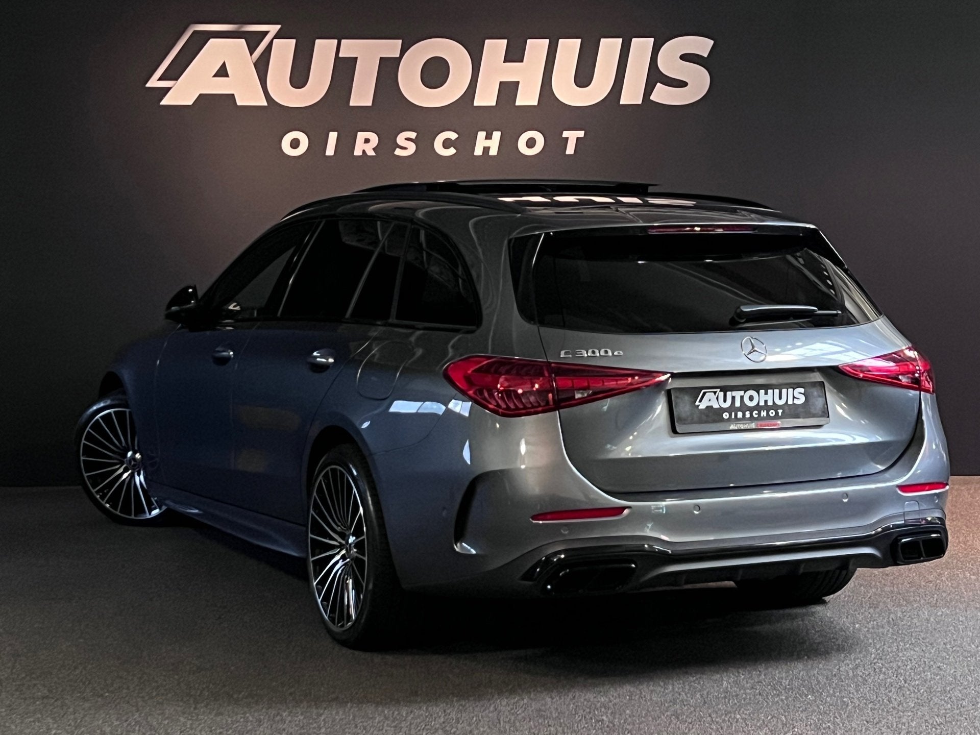 Mercedes-Benz C-klasse Estate 300 e AMG Line Pano/Memoryseat, Automaat, Achterwielaandrijving, Gebruikt, Zwart