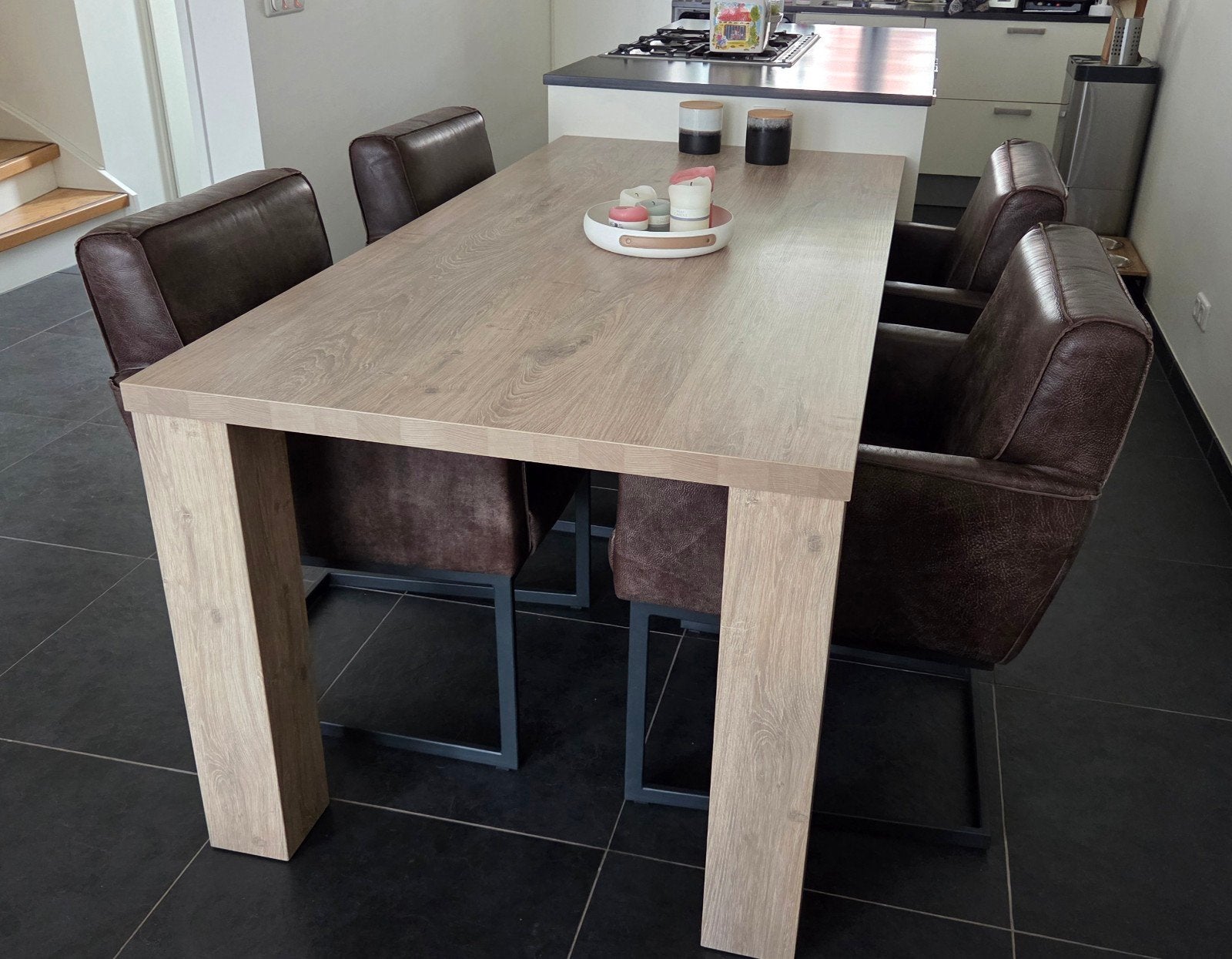 Meubelset, Eettafel, Salontafel, Dressoir (ook afzonderlijk), Ophalen, 4 tot 6 stoelen