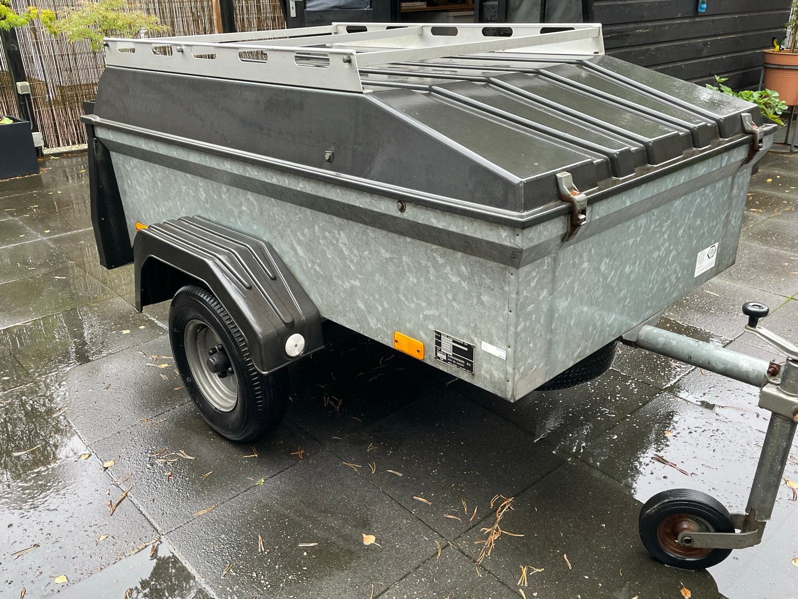 Saris Bagagewagen/Aanhangwagen met 3 Thule fietsendragers, Ophalen, Gebruikt