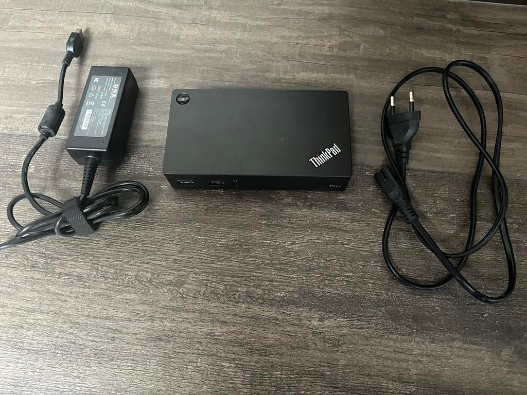 Lenovo ThinkPad USB 3.0 Pro Docking Station, Ophalen of Verzenden, Gebruikt, Docking station, Laptop