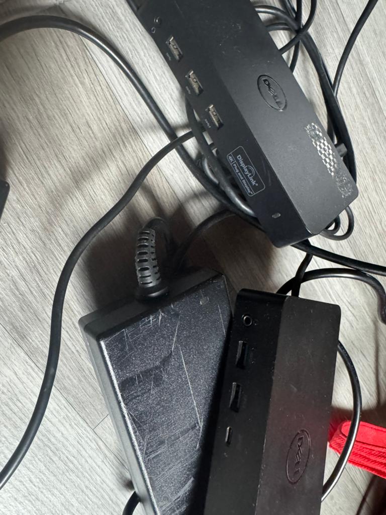 2x dell dockingstation, Ophalen of Verzenden, Zo goed als nieuw