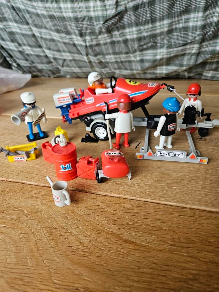 Playmobiel speedboot, Ophalen
