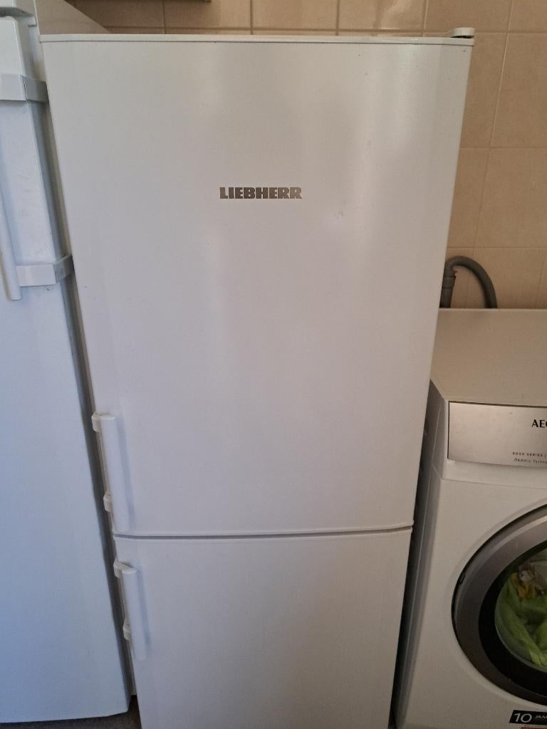 koel- vriescombinatie Liebherr, Ophalen, Gebruikt, 200 liter of meer, Met aparte vriezer