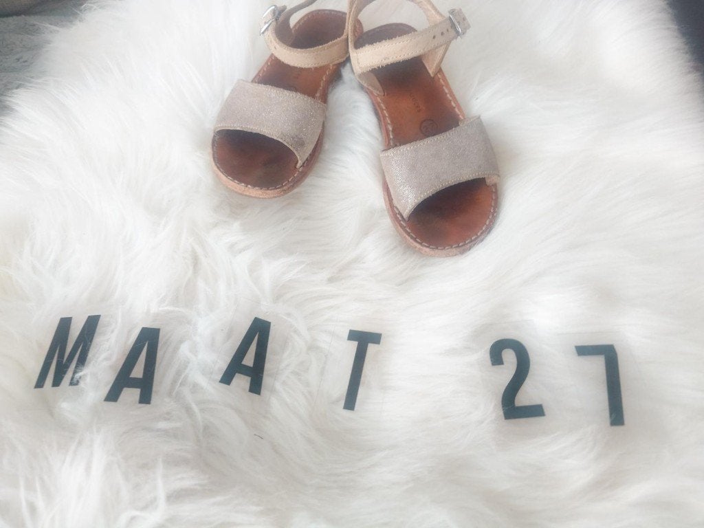 Sandalen champagne maat 27, Gebruikt, Meisje, Schoenen, Ophalen of Verzenden