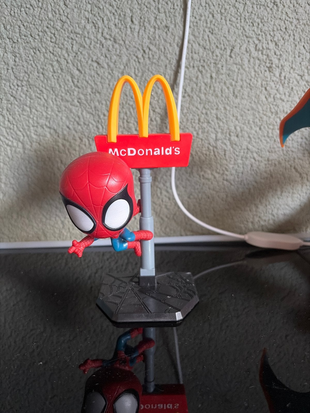 McDonald's Spiderman figuur Disneyland Parijs, Ophalen of Verzenden, Zo goed als nieuw