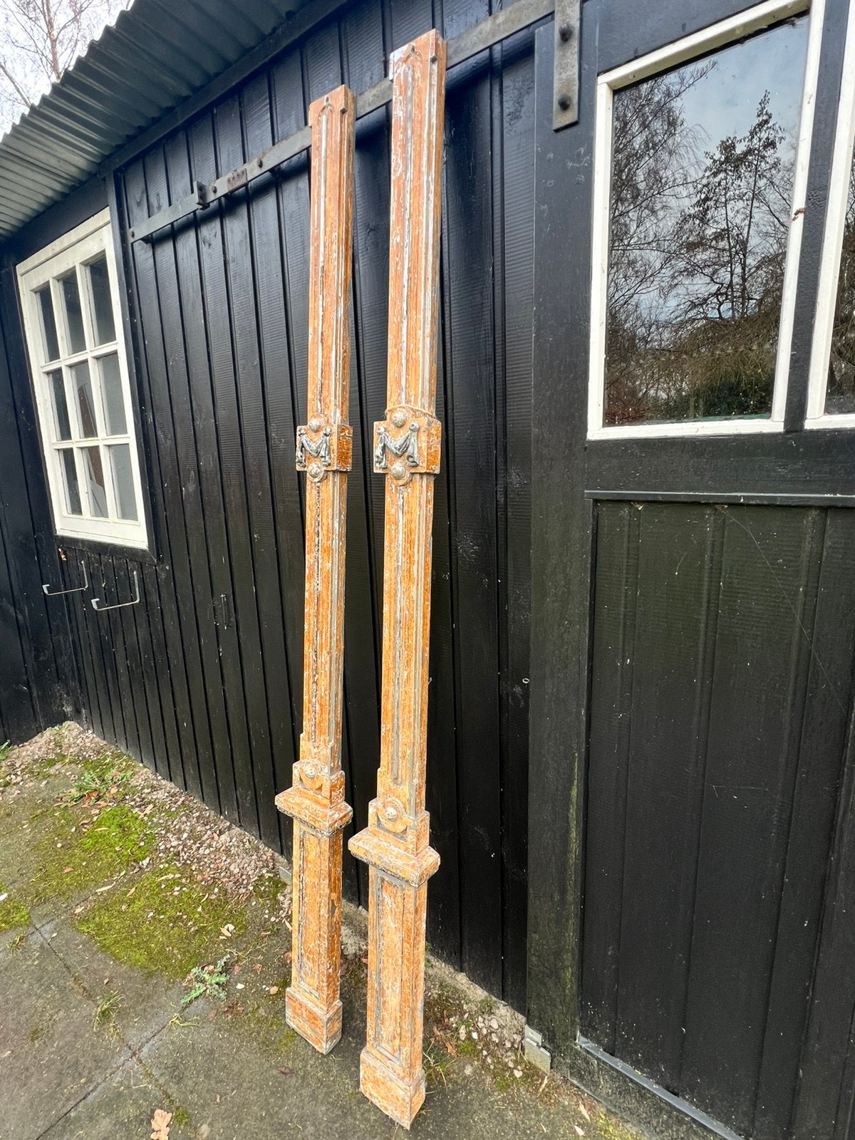 Antieke houten wandornamenten 210 cm, Ophalen