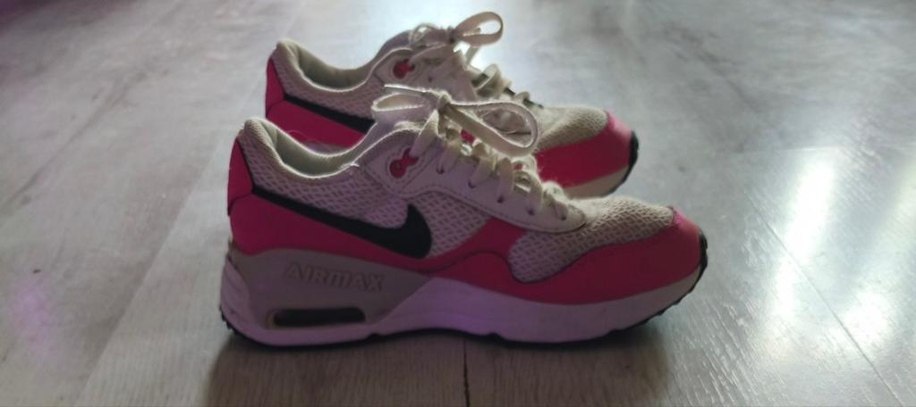 Nike Air Max (maat 35,5), Ophalen of Verzenden, Sportschoenen