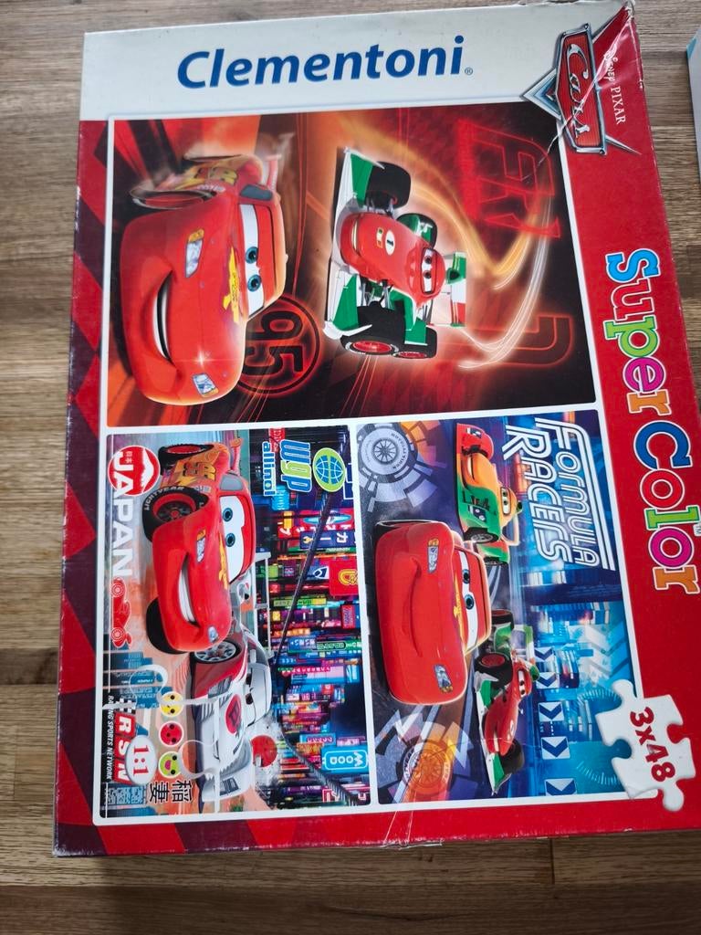 Disney Pixar Cars Puzzel (3 puzzels van 48 stukjes), Ophalen of Verzenden, 10 tot 50 stukjes, Zo goed als nieuw