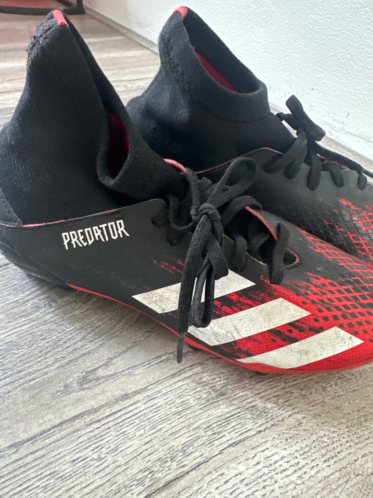 Adidas Predator voetbalschoenen - Maat 38, Sport en Fitness, Voetbal, Ophalen, Maat XS of kleiner, Schoenen, Zo goed als nieuw