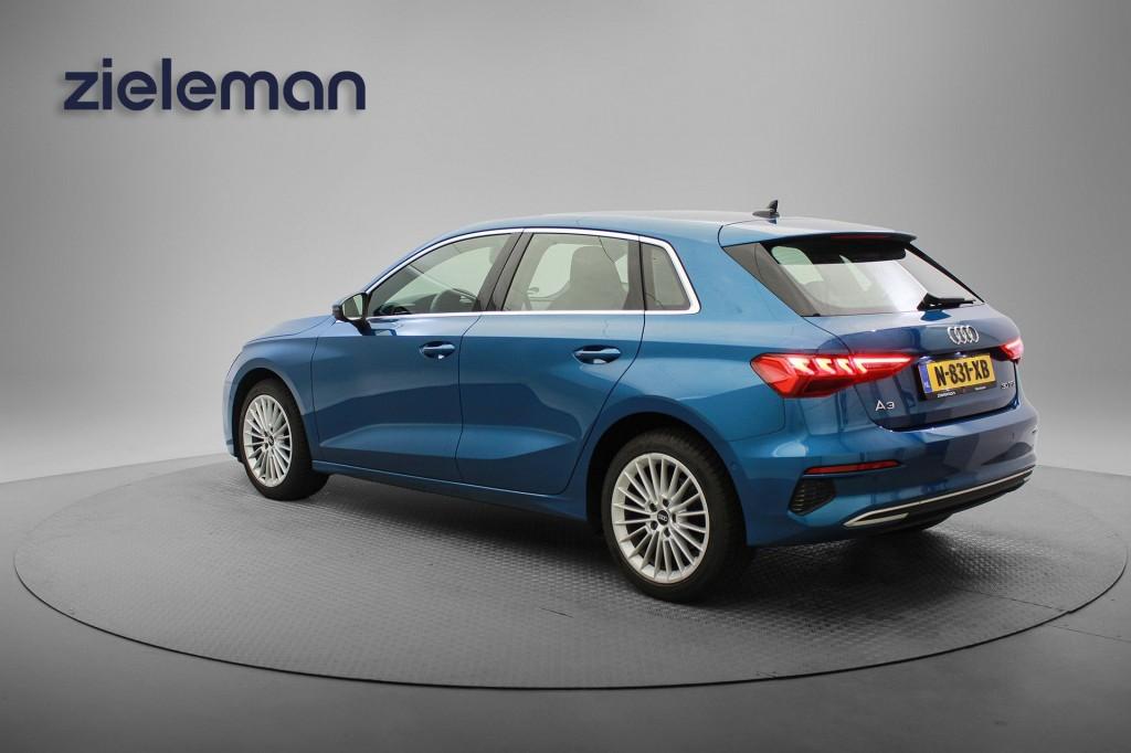 Audi A3 Sportback 30 TFSI Advanced edition Automaat - Carpla, Euro 6, 4 cilinders, Met garantie (alle), Blauw