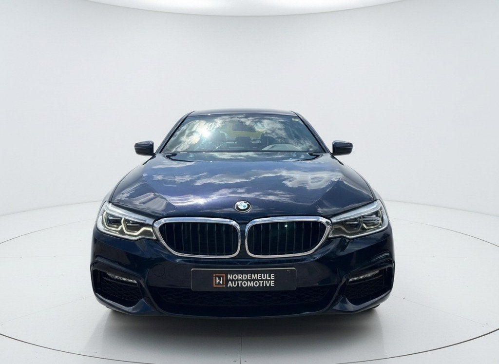 Bmw 5-SERIE 530D HIGH EXE M Sport, Xenon, Pano, Leder, Auto's, BMW, Achterwielaandrijving, Gebruikt, Euro 6, 2993 cc