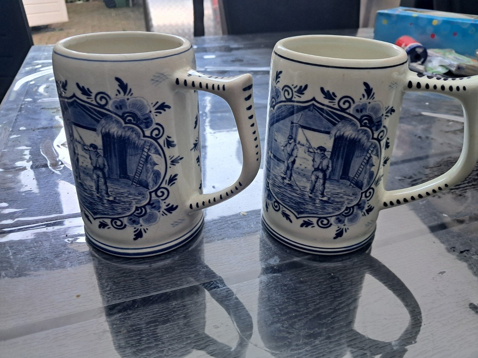 Set van 2 Regina Delfts blauwe handgeschilderde pullen, Ophalen