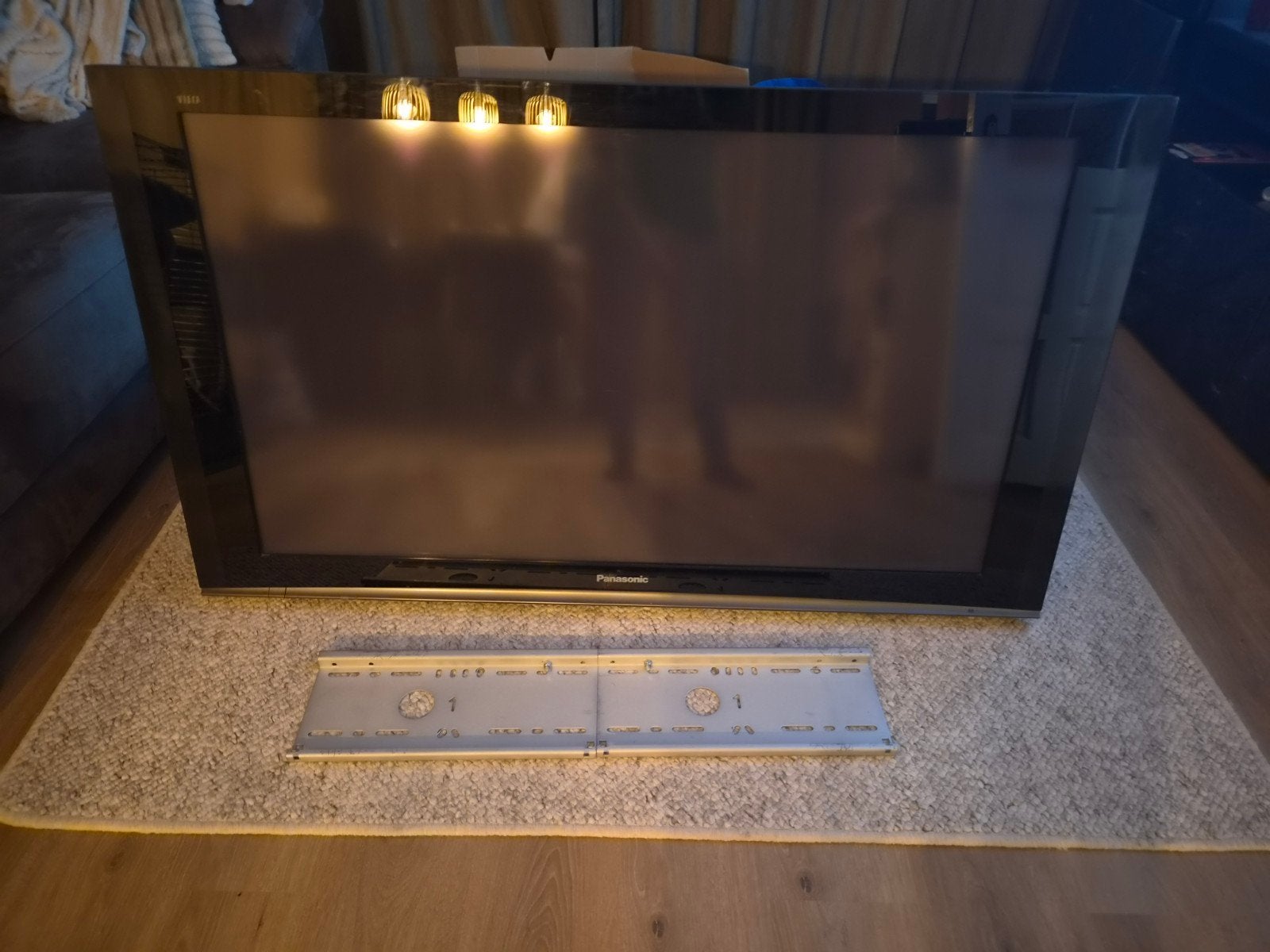 Panasonic TV met ophangbeugel en afstandsbediening, Ophalen, Panasonic, 50 Hz, Zo goed als nieuw
