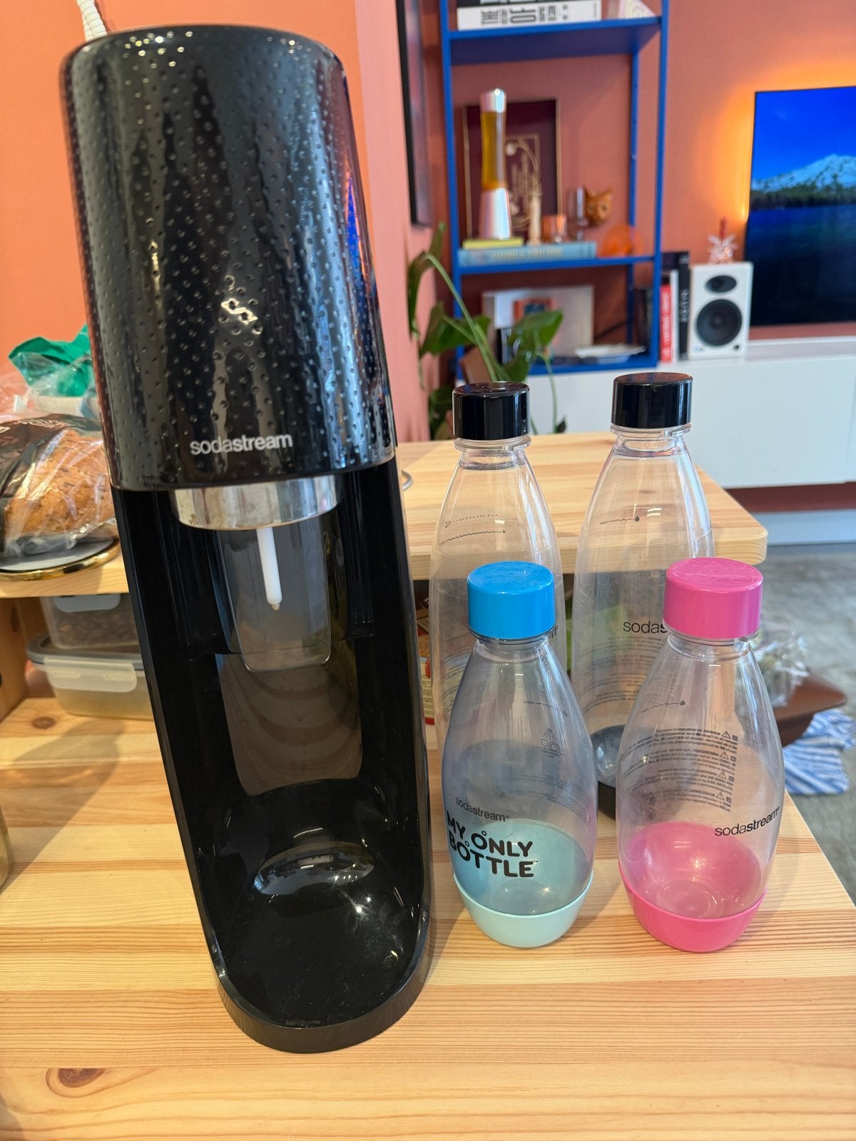 SodaStream spirit met 4 flessen (geen Quick Connect, Ophalen of Verzenden, Zo goed als nieuw