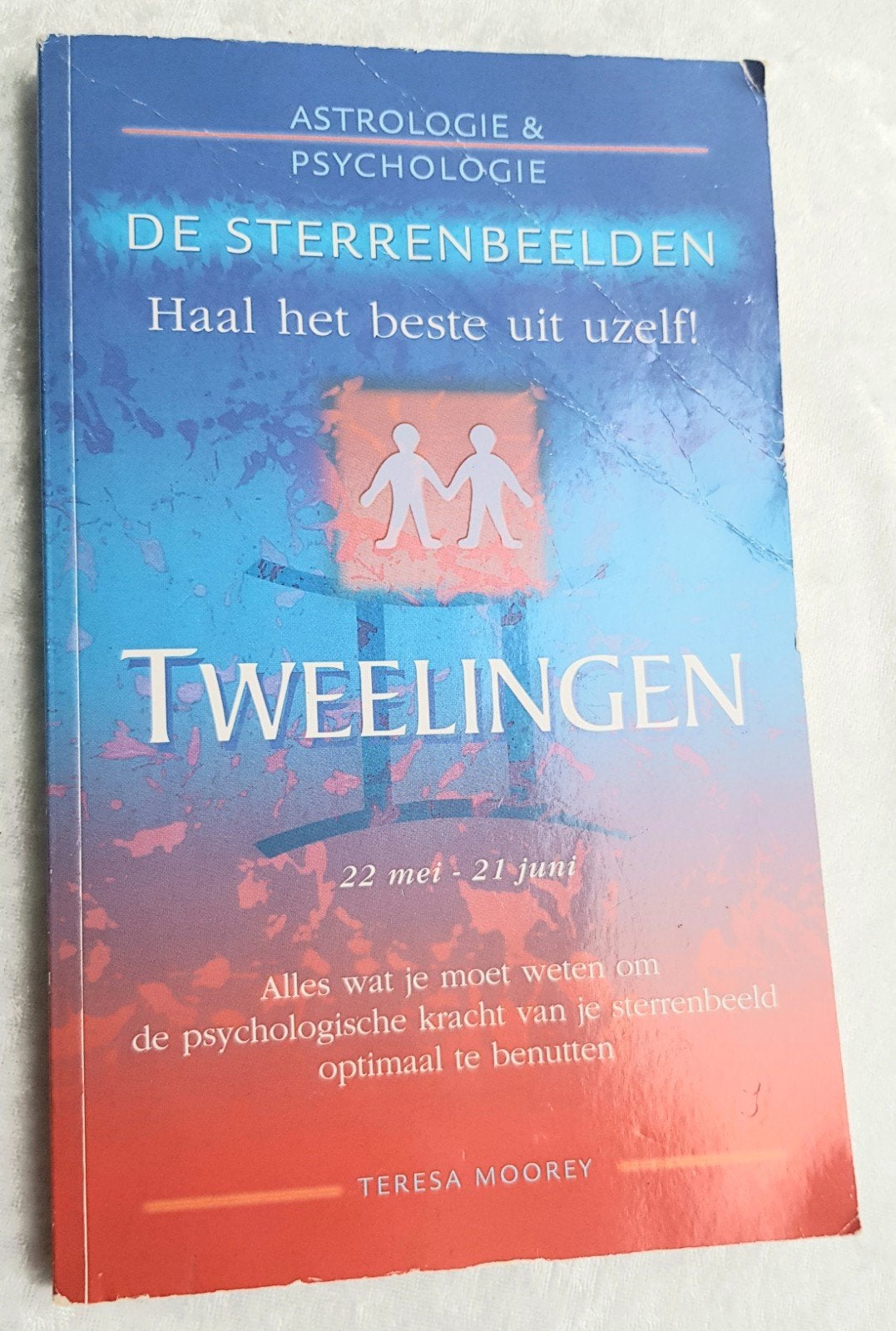 Tweelingen Astrologie en Psychologie Teresa Moorey, Boeken, Verzenden, Gelezen, Astrologie, Achtergrond en Informatie