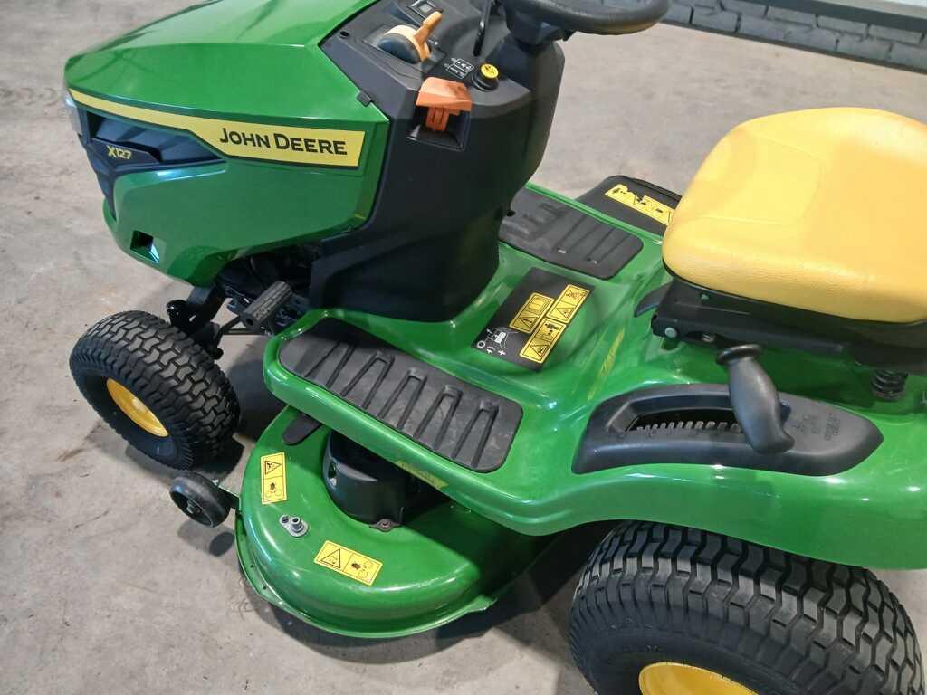 John Deere zitmaaier, Tuin en Terras, Zitmaaiers, John Deere, JDFCustomerSupport@JohnDeere.com, John-Deere-Strasse 169190
Walldorf, DE