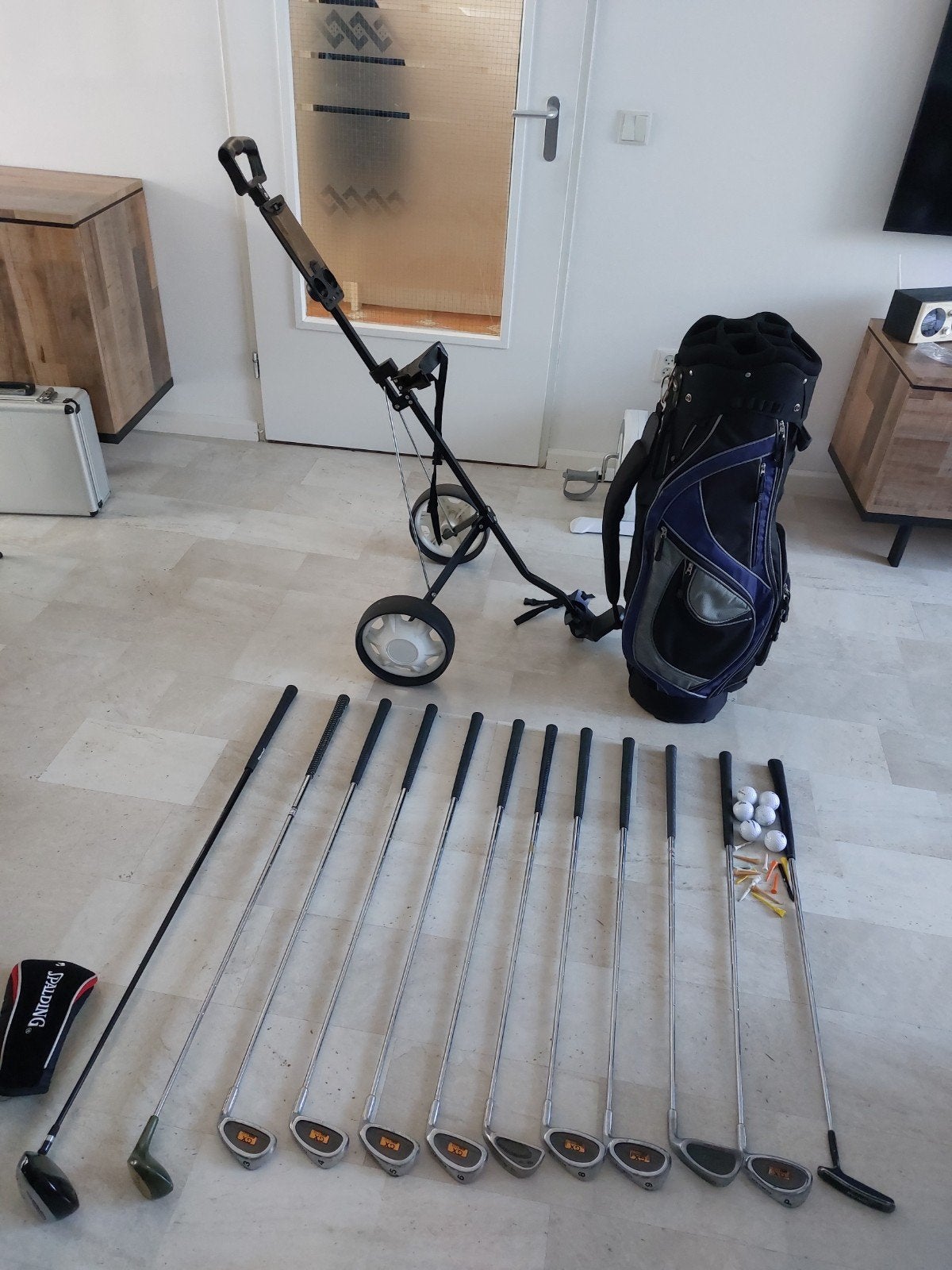 Complete rechtshandige heren golfset met tas en trolley