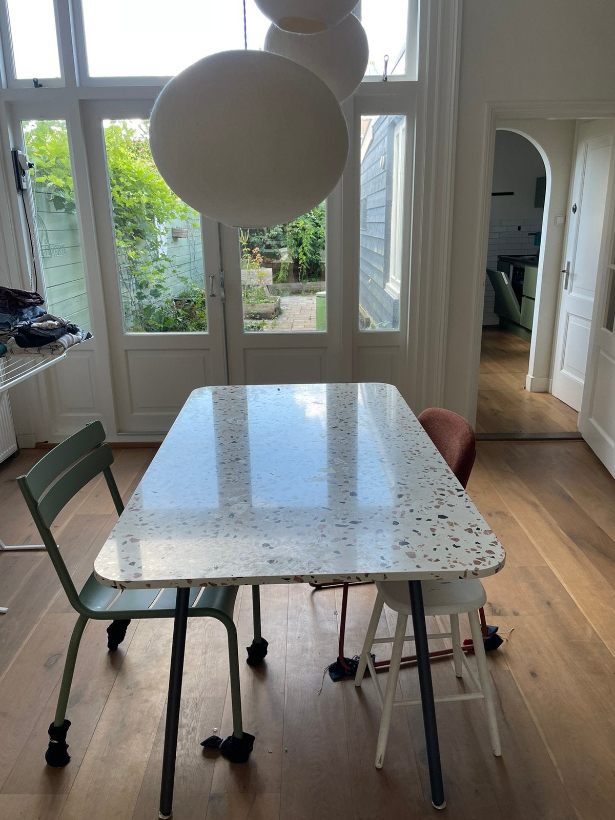 Tikamoon terrazzo tafel, Ophalen, Gebruikt, 50 tot 100 cm, 150 tot 200 cm