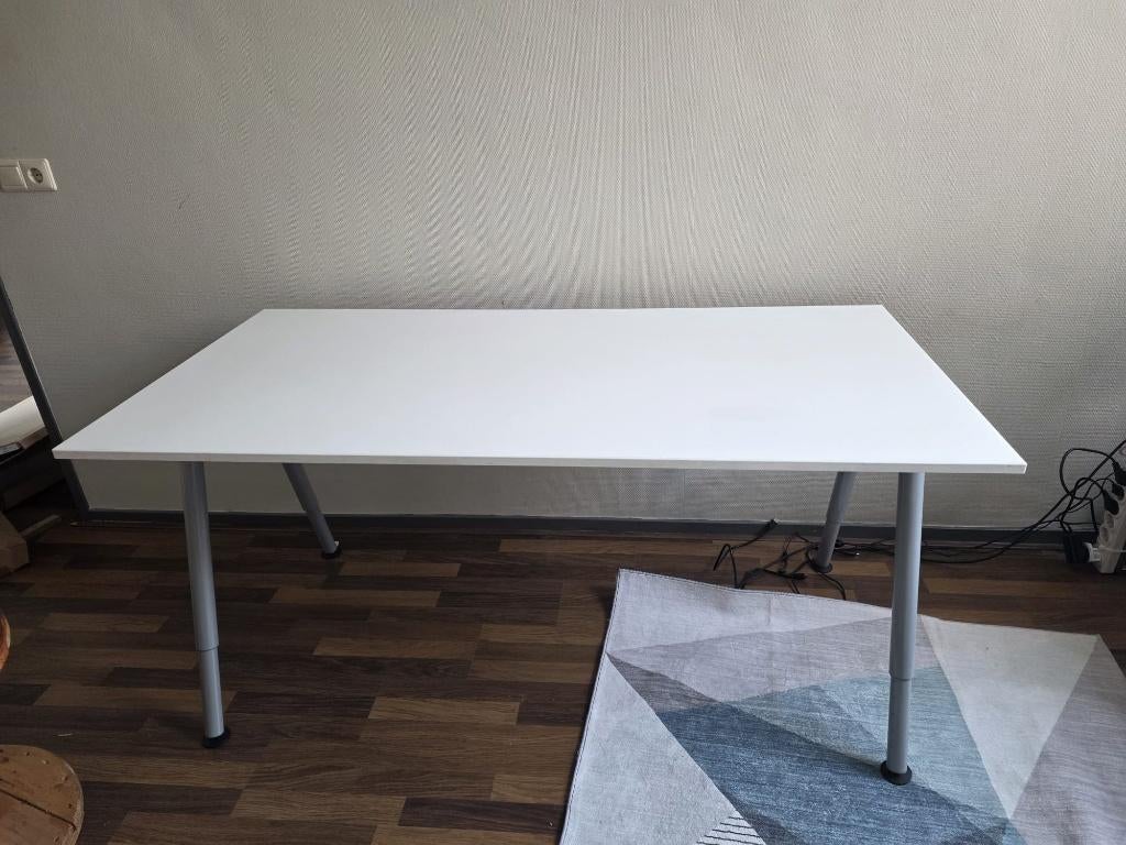 bureau 160x80, Ophalen, 160 cm, Gebruikt, In hoogte verstelbaar