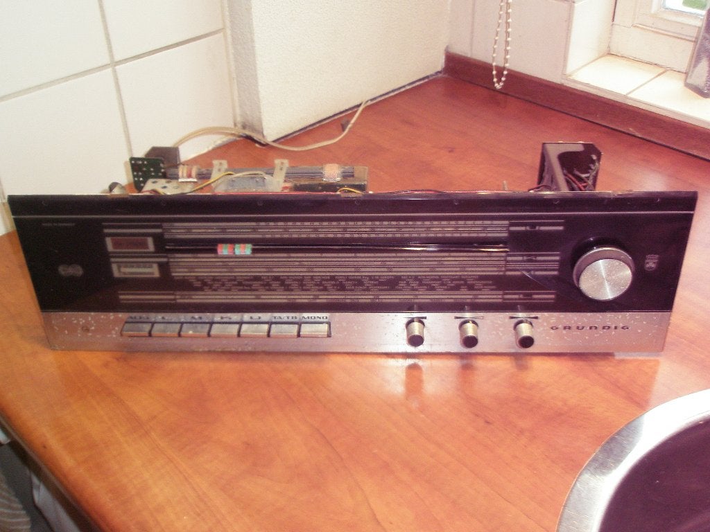 Grundig Mandello  chassis, Ophalen of Verzenden, Niet werkend, Overige typen
