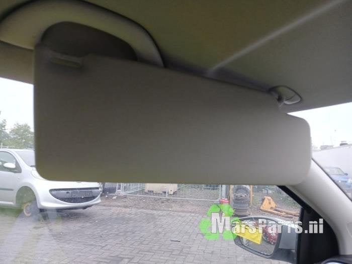 Zonneklep van een Volkswagen Polo, Gebruikt, -, Volkswagen, -