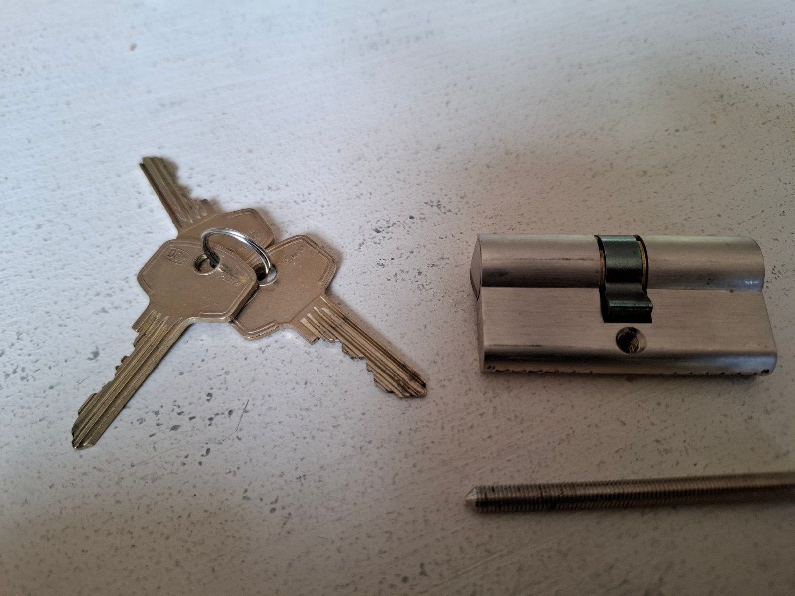 DOM 333PLURA SKG** Veiligheidscilinder 30/30 met 3 sleutels, Ophalen of Verzenden, Nieuw, Rvs, Slot