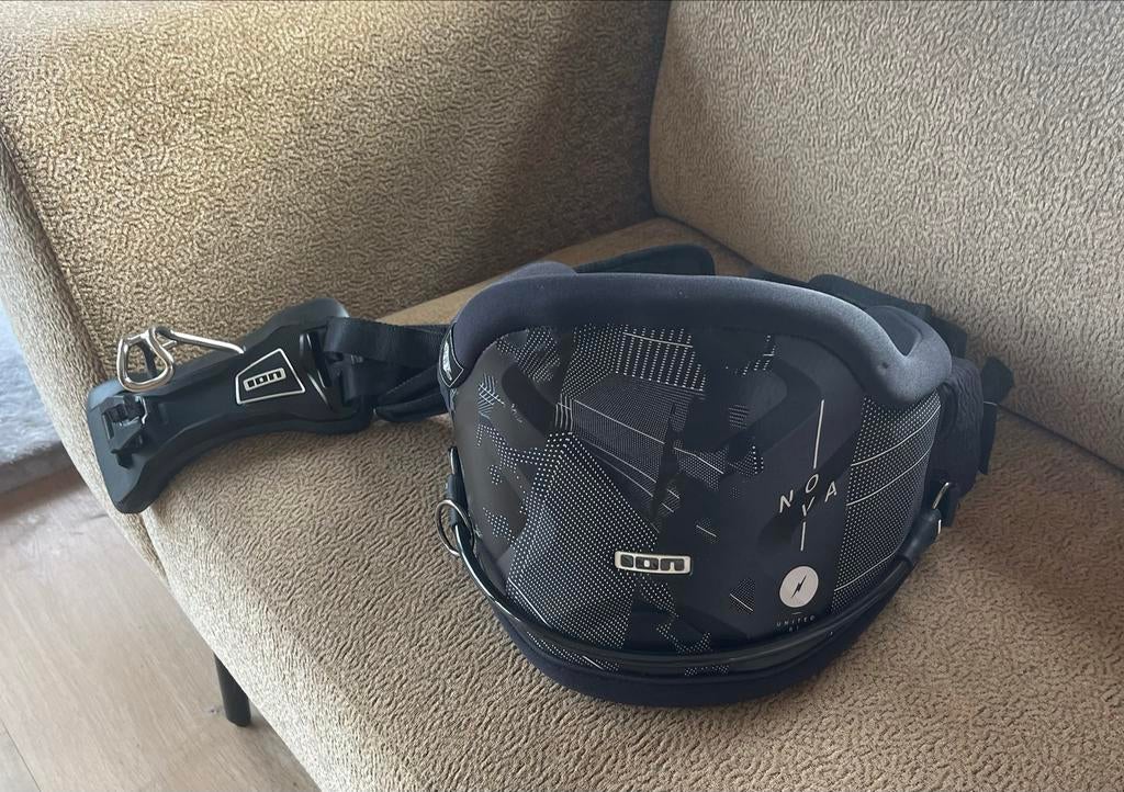 ION Nova Heuptrapeze, Watersport en Boten, Kitesurfen, Ophalen, Trapeze, Geen board, Zo goed als nieuw