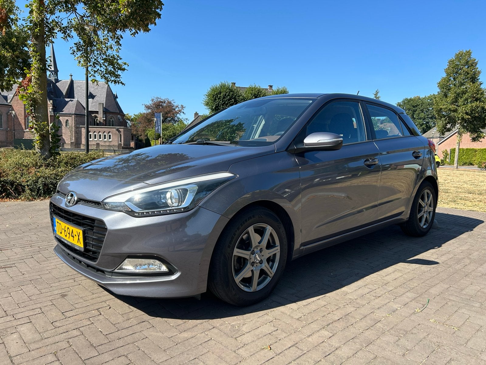 Hyundai i20 1.0 T-gdi Blue 100PK 2018 Grijs, Voorwielaandrijving, 40 €/maand, Automatische klimaatregeling, 23 km/l