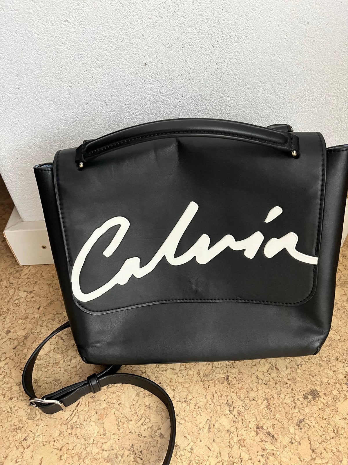 Calvin Klein Jeans rugtas - Zwart met wit logo, Sieraden, Tassen en Uiterlijk, Tassen | Damestassen, Ophalen of Verzenden, Zo goed als nieuw