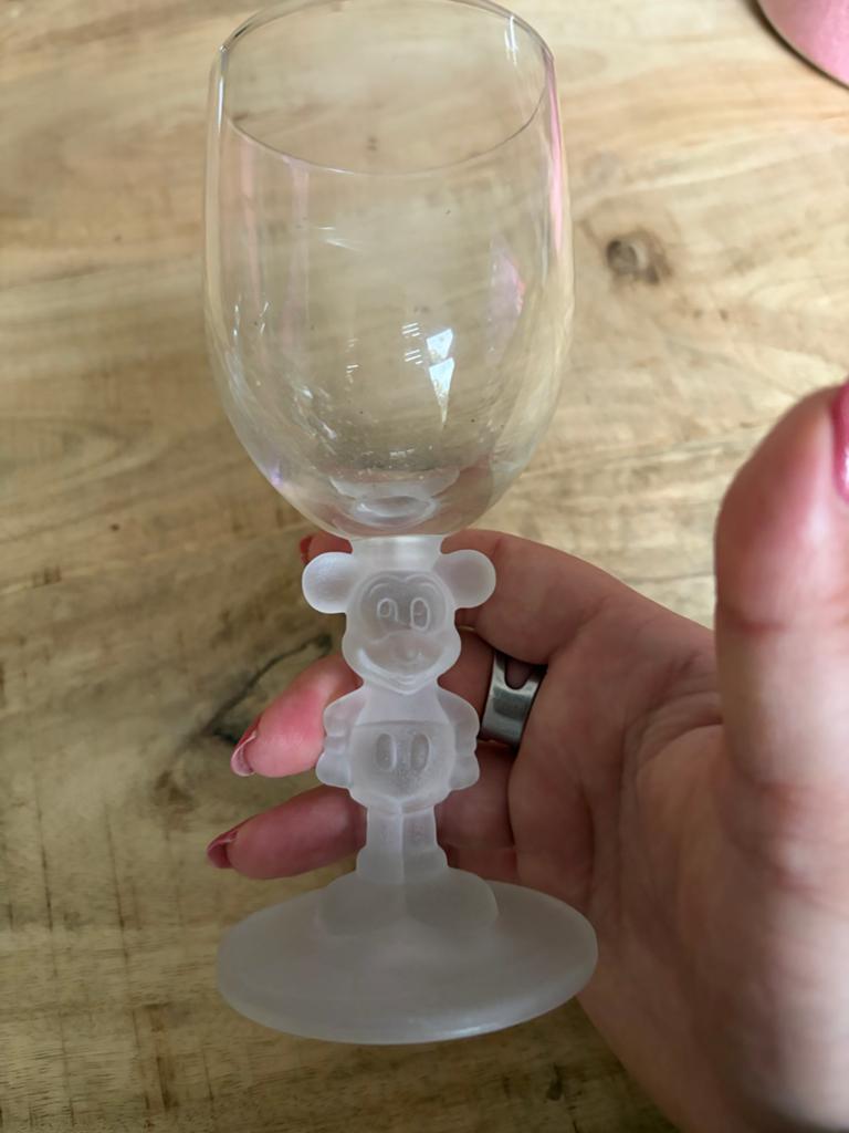 Disney wijnglazen - Mickey en Minnie Mouse, Ophalen of Verzenden, Mickey Mouse, Zo goed als nieuw, Servies