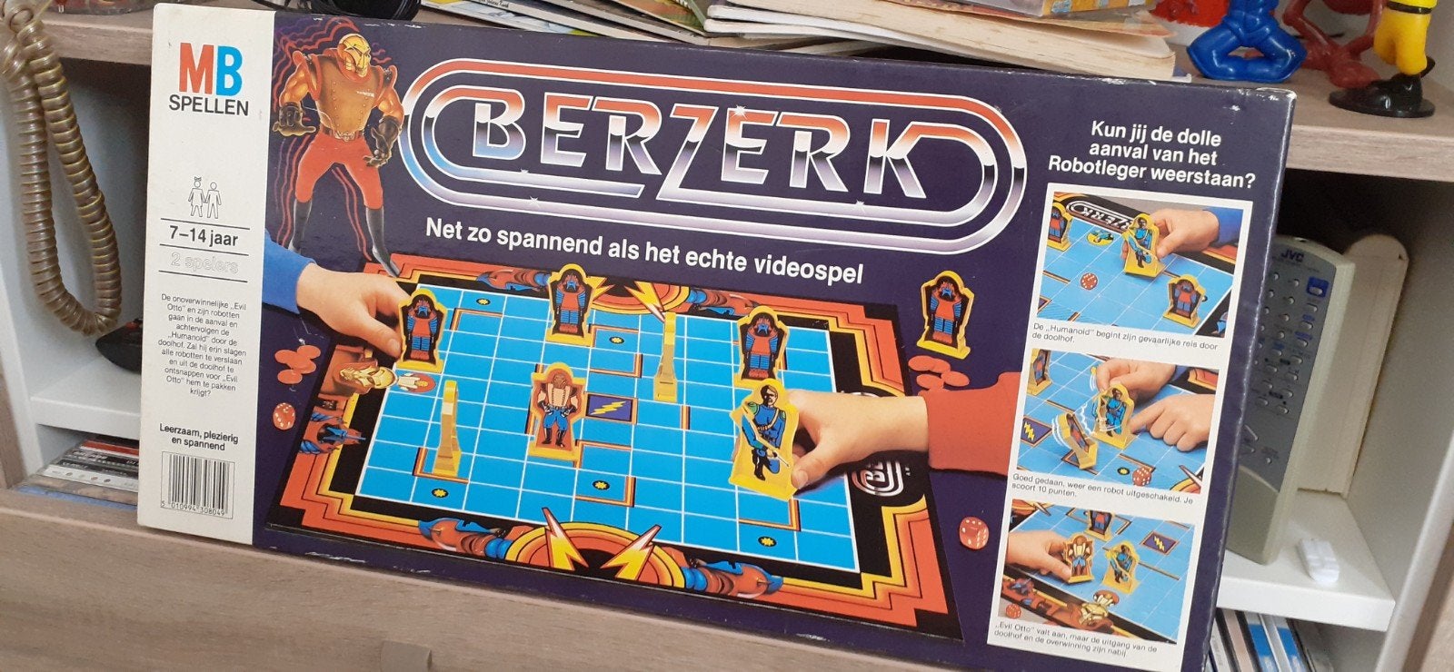 MB Berzerk atari bordspel., Hobby en Vrije tijd, Een of twee spelers, Ophalen of Verzenden, Zo goed als nieuw, MB