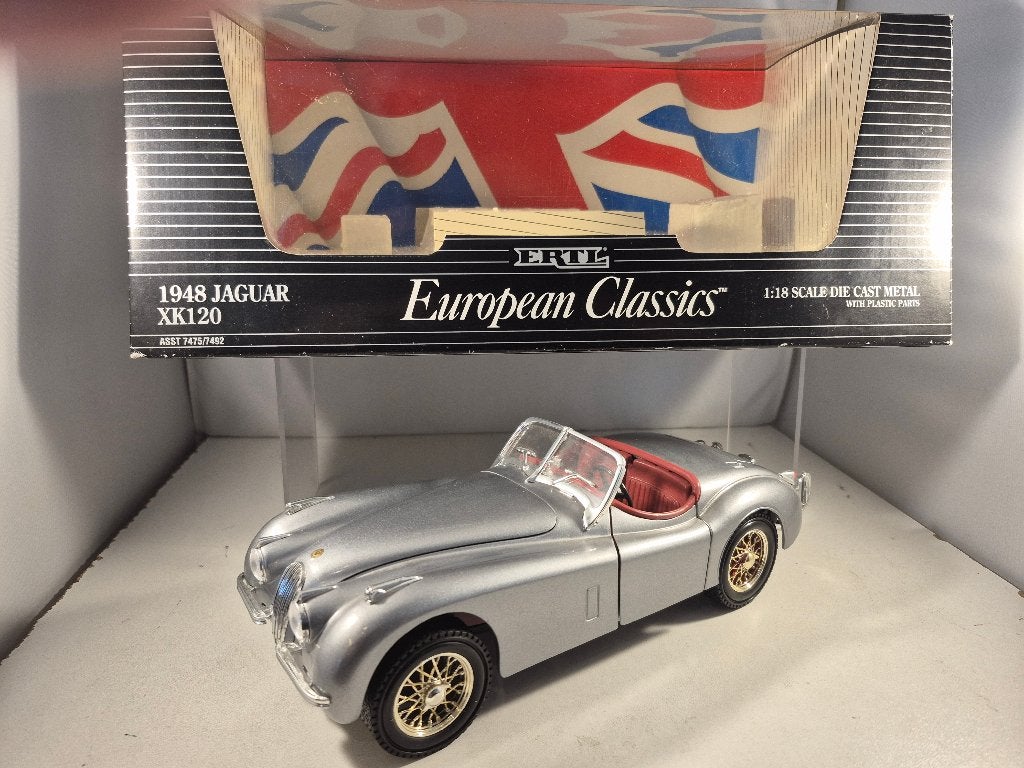 Jaguar XK 120 1948 Roadster Ertl 1:18 Nieuw in doos, Hobby en Vrije tijd, Ophalen of Verzenden, Zo goed als nieuw, Auto, ERTL