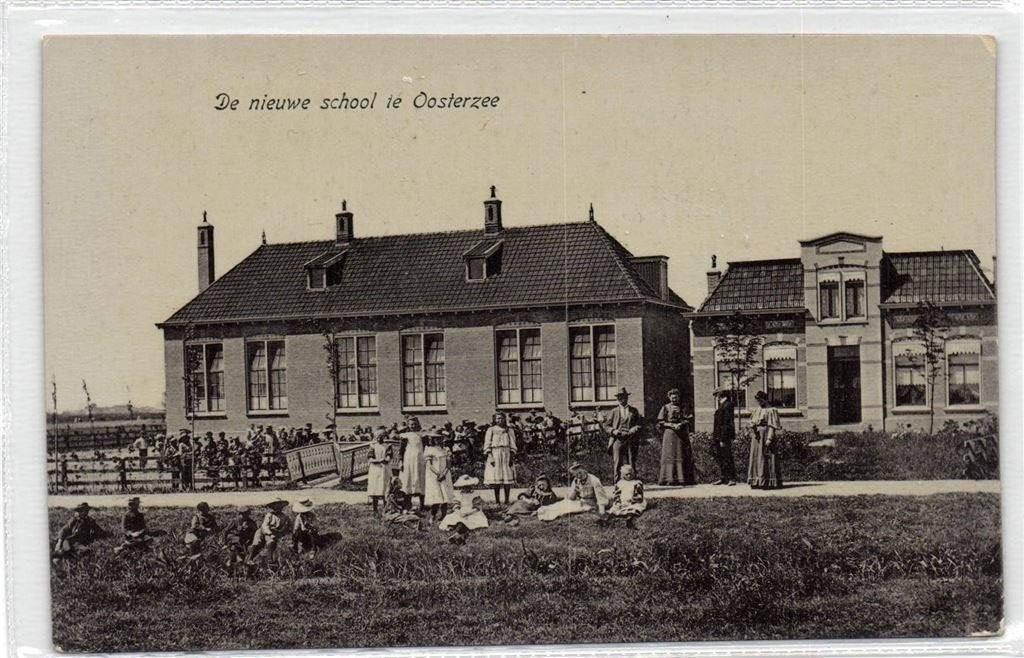 De nieuwe school te Oosterzee - volk - ongelopen, Verzamelen, Ophalen of Verzenden, 1920 tot 1940, Ongelopen, Friesland