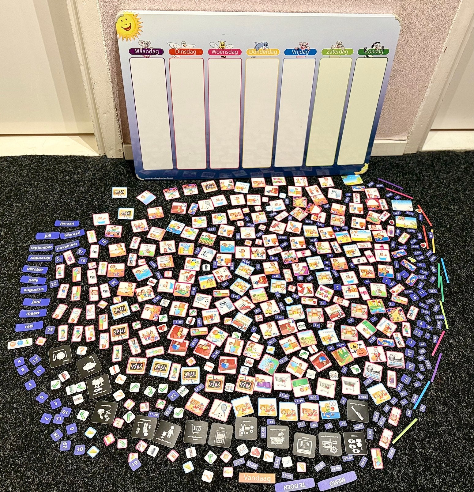 planbord morgenster met 600 pictogram-magneten, Ophalen of Verzenden, Zo goed als nieuw