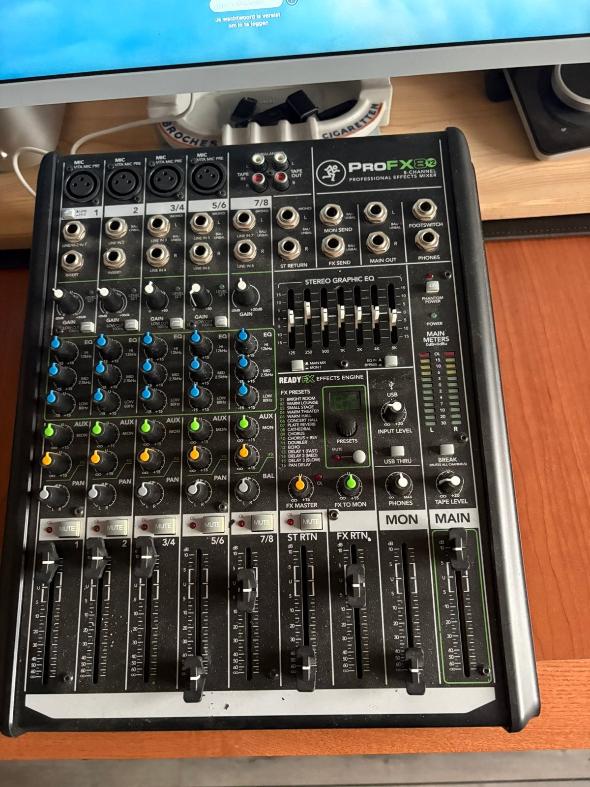 Mixer Mackie profx8 v2, Muziek en Instrumenten, Ophalen, Gebruikt
