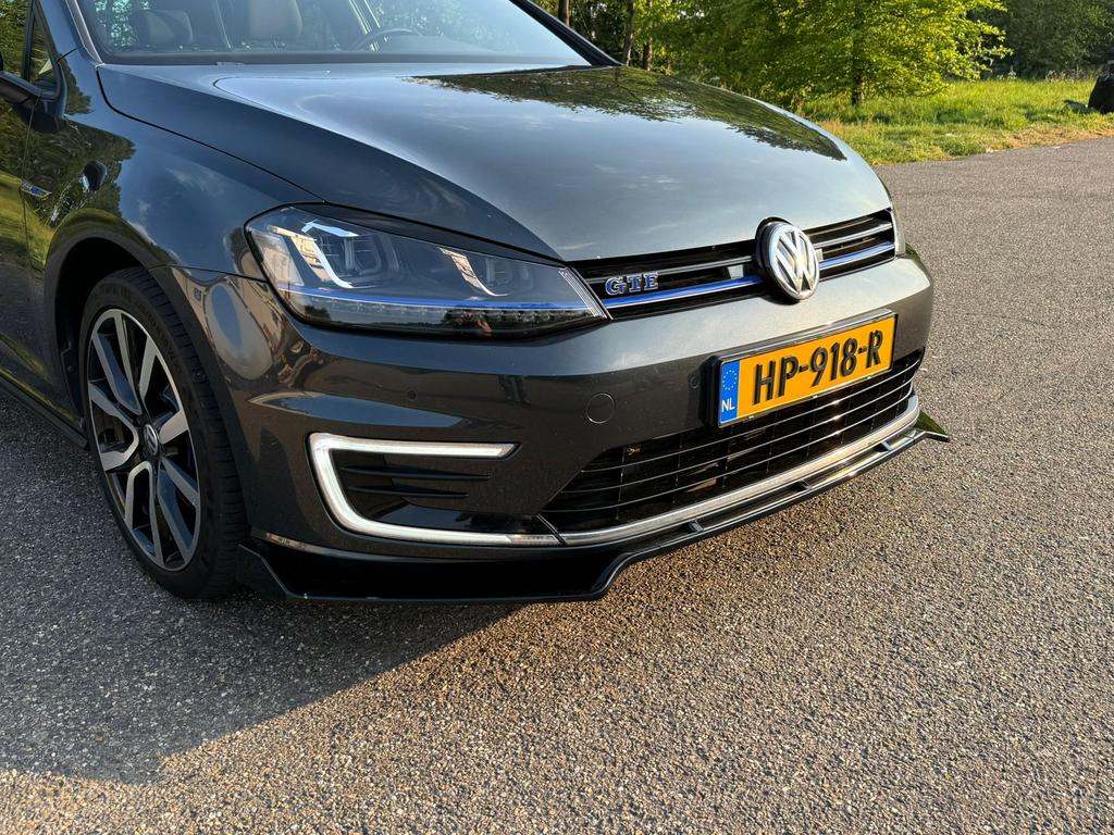 Volkswagen Golf 1.4 GTE /Pano/PDC/Cruise/Carplay/18''/Clima/, Auto's, Stof, 4 cilinders, Zwart, 1395 cc